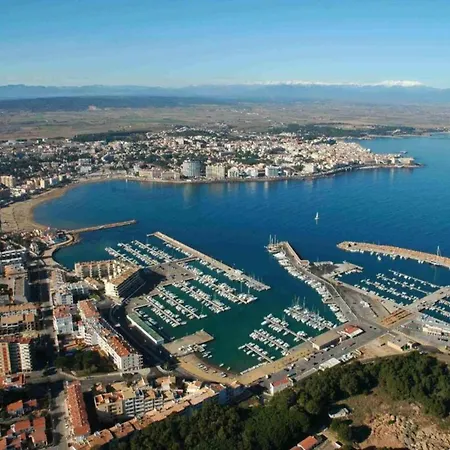 Apartment Riells Platja *